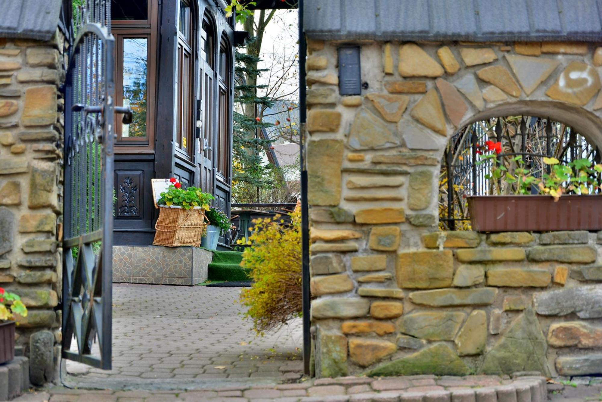 Czarna Willa Aparthotel Zakopane Exterior photo